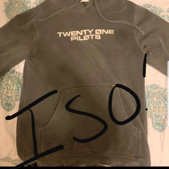 Twenty One Pilots Bandito Tour Hoodie - Picture 1 of 3